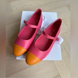 Age of Innocence London Size 35 EU girl